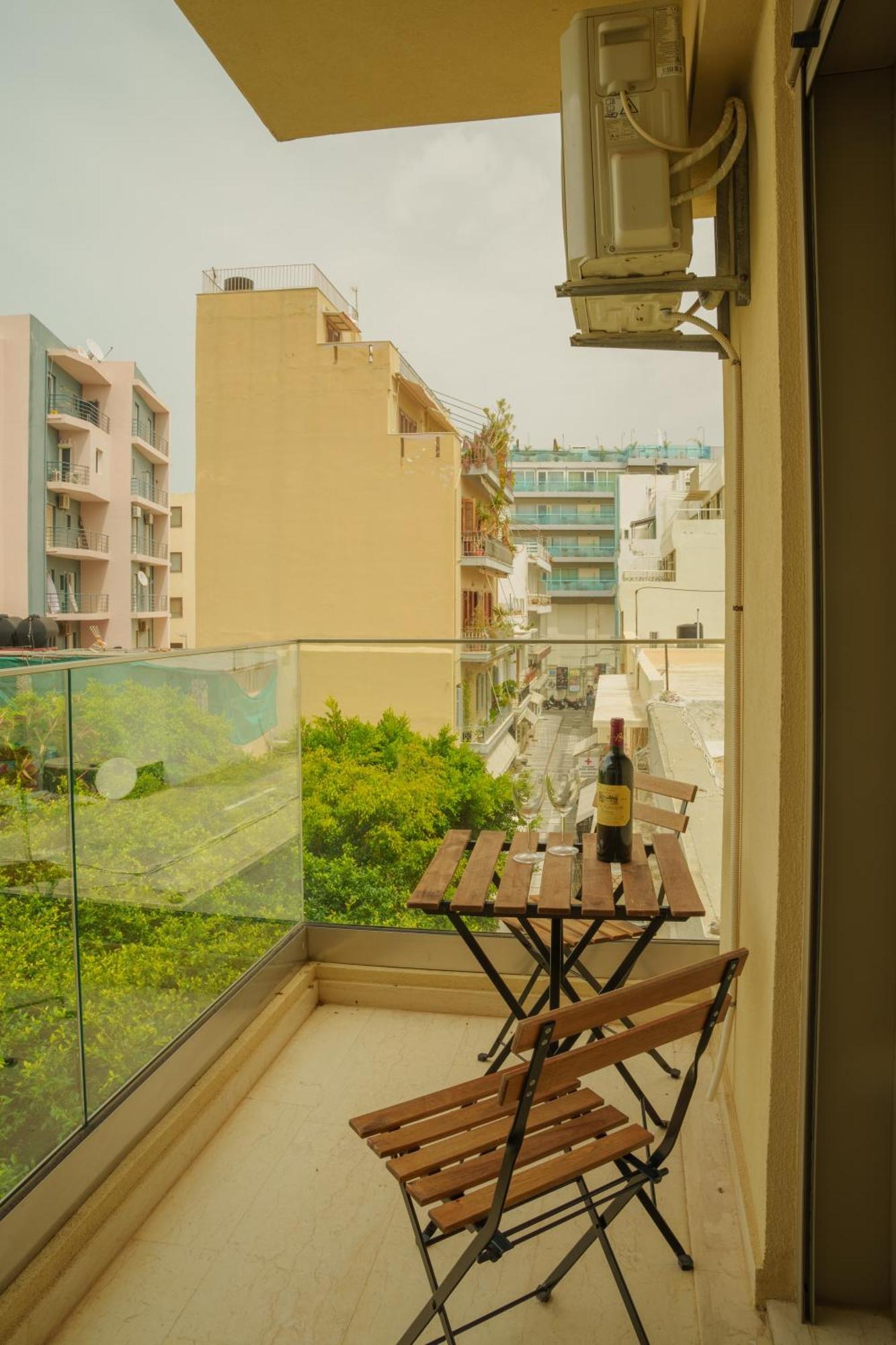 Notos Boutique Apartments Ираклио Екстериор снимка